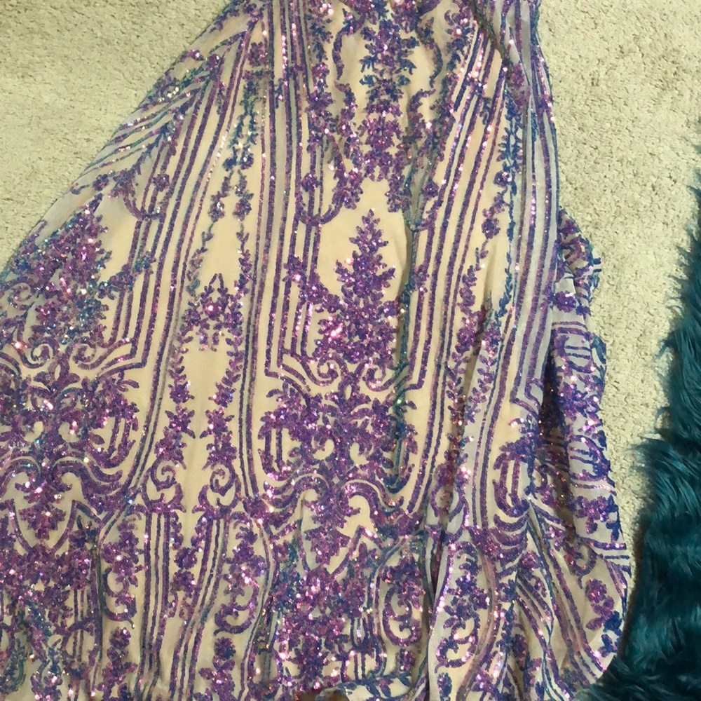 Prom dress - Picture 4 of 8